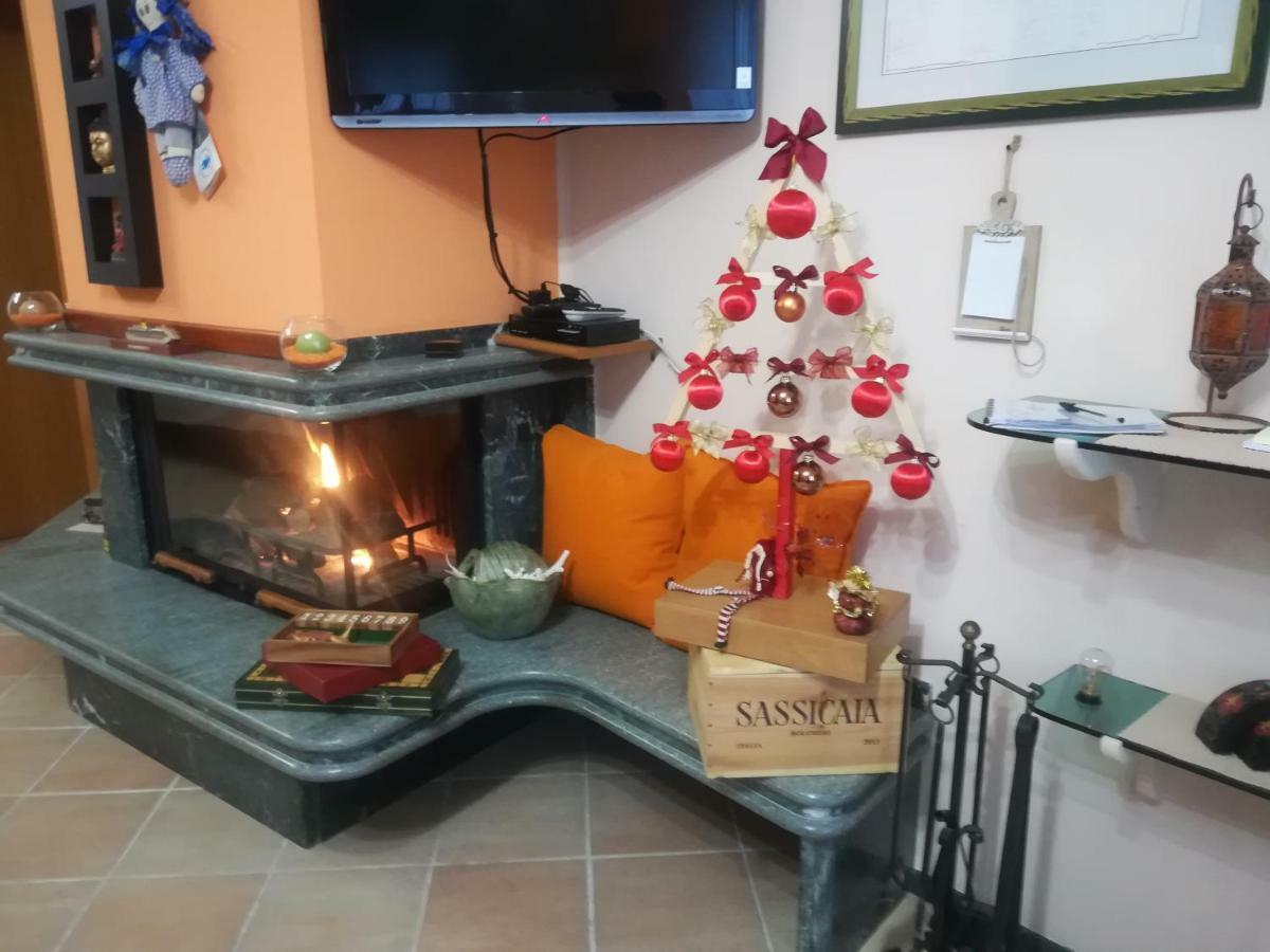 Apartmán Casarina Ventimiglia Exteriér fotografie